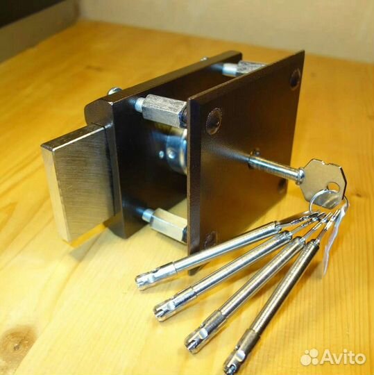 Установка замков и аварийное вскрытие