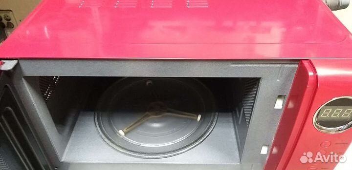 Микроволновая печь hyundai