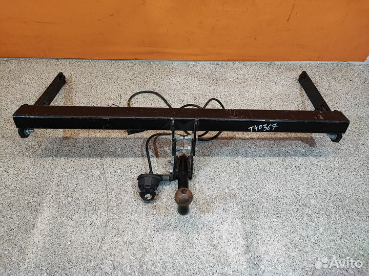 Фаркоп Volkswagen Tiguan 5N1