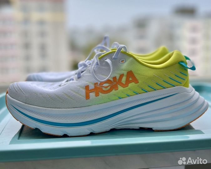 Беговые кроссовки Hoka One One Bondi X