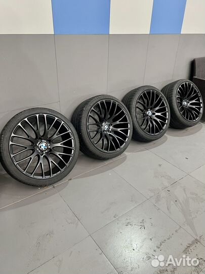 Разноширокие колеса R20 bmw5