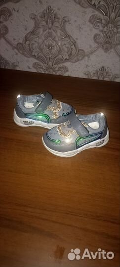 Обувь для девочки