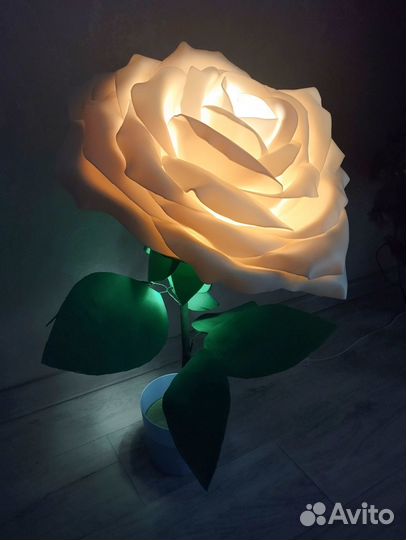 Светильник цветок