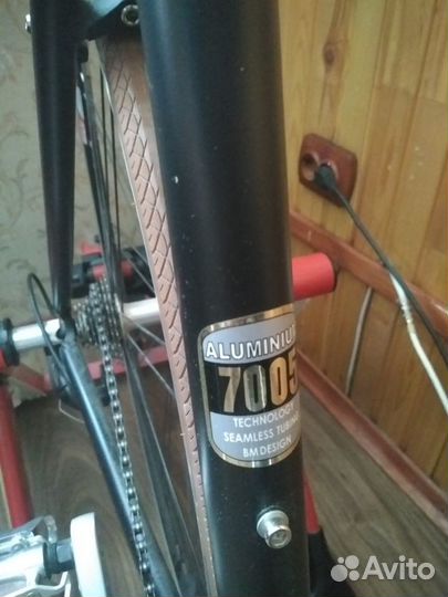 Шоссейный велосипед specialized+велостанок