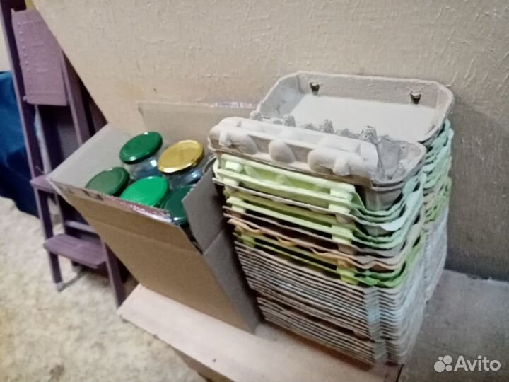 Банки стеклянные с крышками 0.7 л