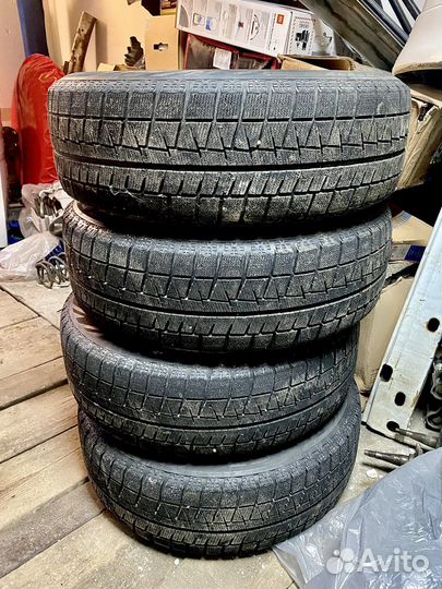Bridgestone blizzak revo gz 215 65 r16
