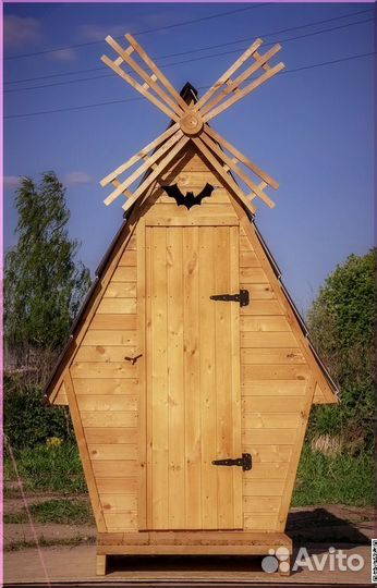 Уличный туалет деревянный HAT112