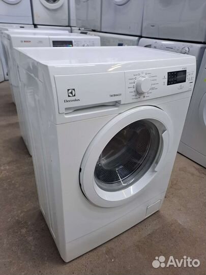 Стиральная машина Electrolux 5 кг
