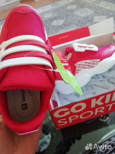 Кроссовки детские 28 размер