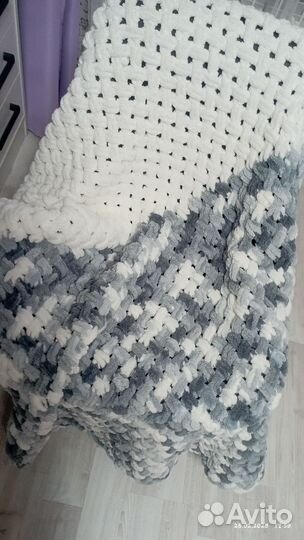 Плед плюшевый ручной работы