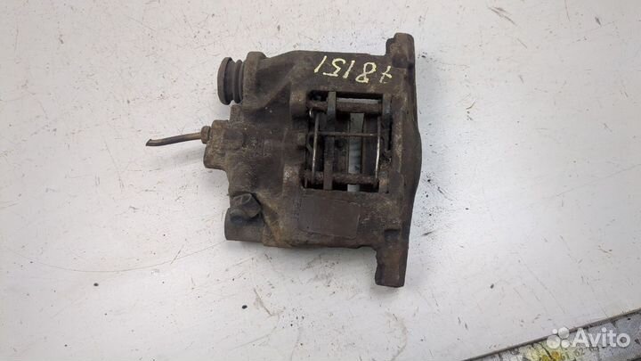 Суппорт левый задний Peugeot 406, 2001