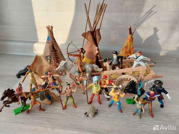 Schleich и др. Пираты, воины мира, индейцы