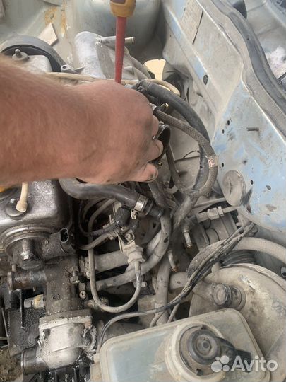 Двигатель,коробка