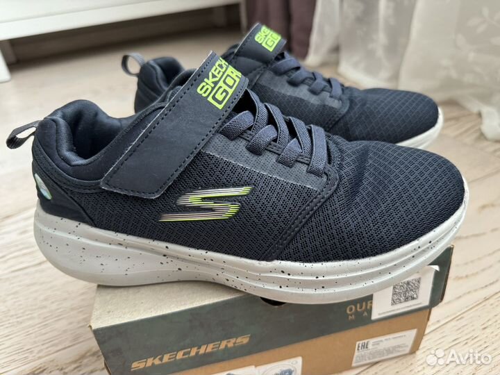 Кроссовки skechers 36,5