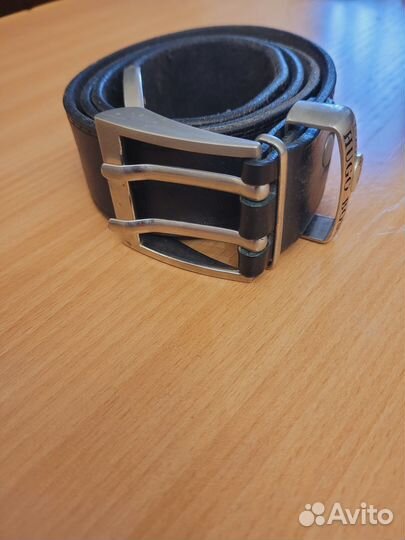 Мужской кожаный ремень Hugo boss