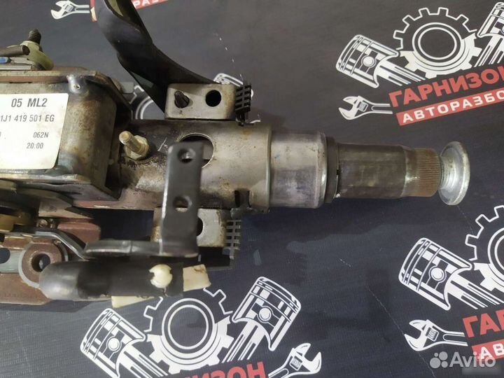 Рулевая колонка Volkswagen Golf IV