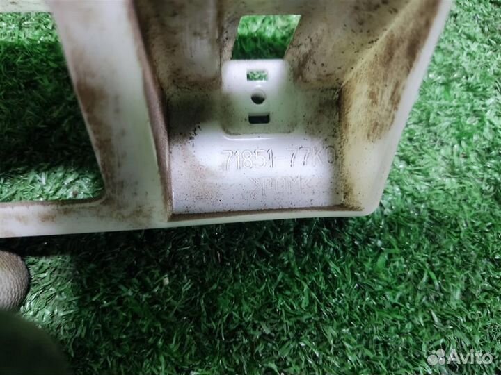 Кронштейн бампера заднего Suzuki Grand Vitara 2011