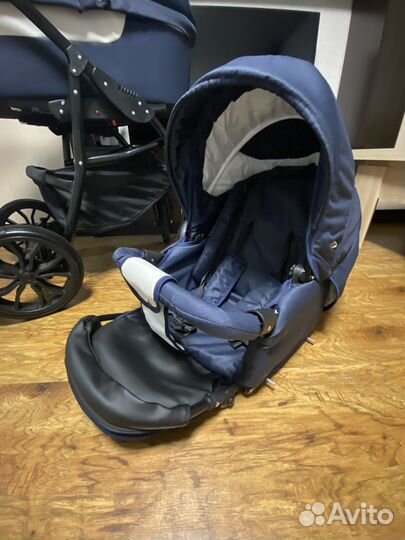 Коляска 3 в 1