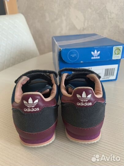 Кроссовки adidas для девочки 21 размер