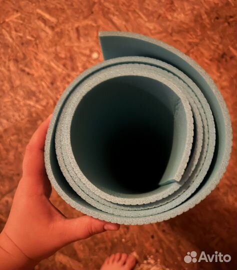 Коврик для йоги или фитнеса