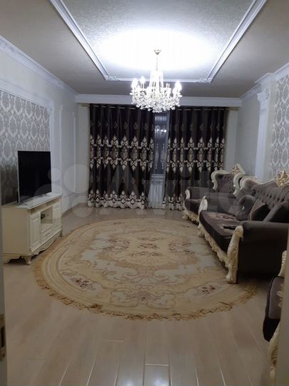 3-к. квартира, 128 м², 7/8 эт.