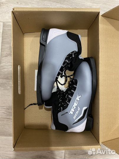 Лыжные ботинки размер 33