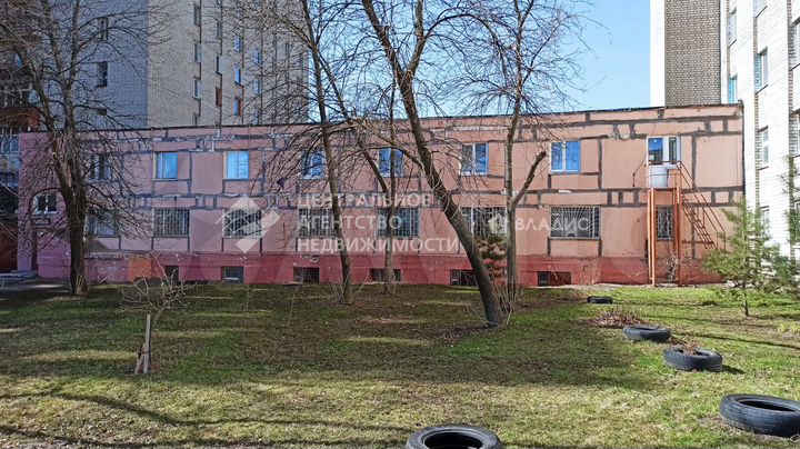 Продам помещение свободного назначения, 951 м²