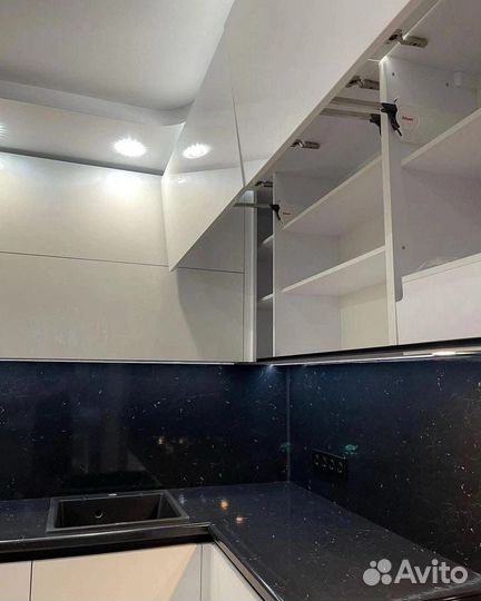 Угловая кухня в рассрочку от производителя