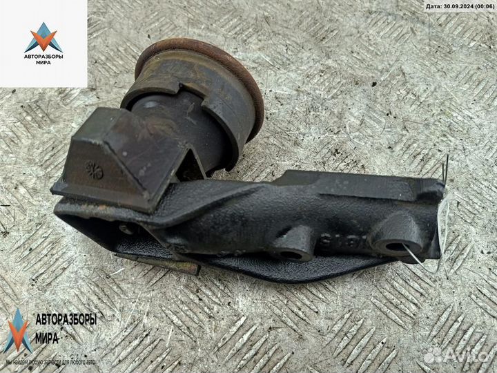 Подушка крепления двигателя Citroen Xsara 1997