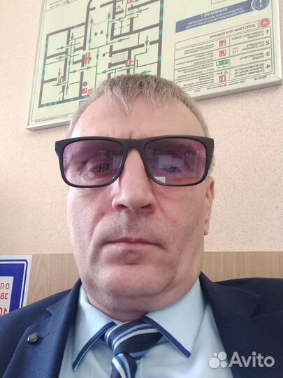 Пеший курьер в офис