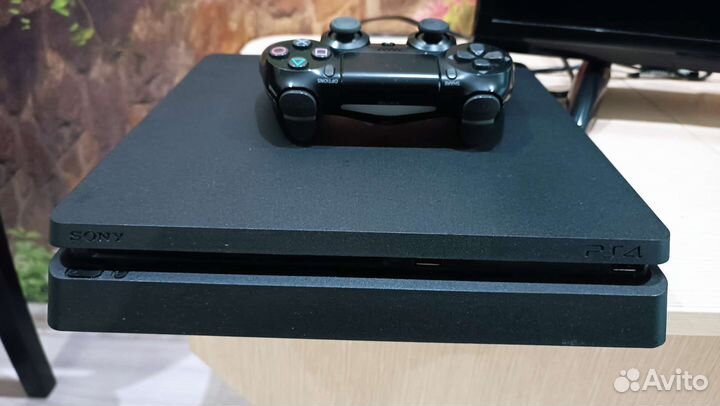 Игровая приставка sony ps4 slim