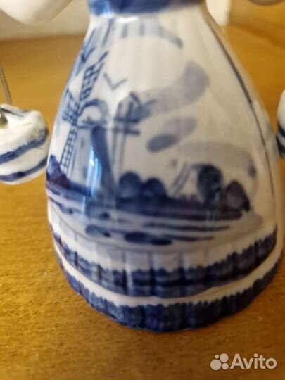 Delft.Девушка и кружка.Оригинал.Винтаж