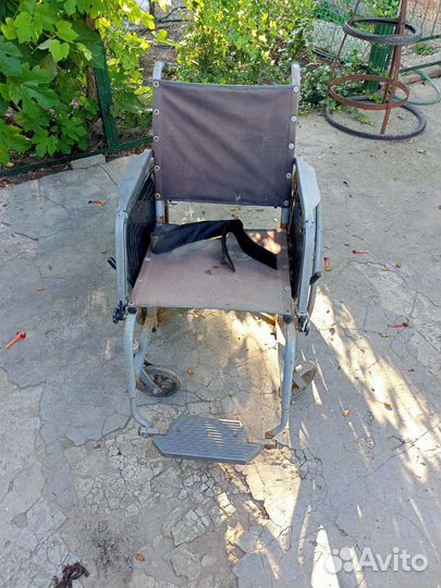 Коляска инвалидная