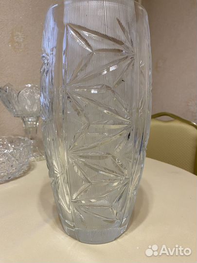 Ваза хрустальная