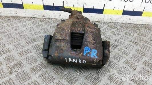 Суппорт тормозной передний правый mazda 3 1 (1BN30