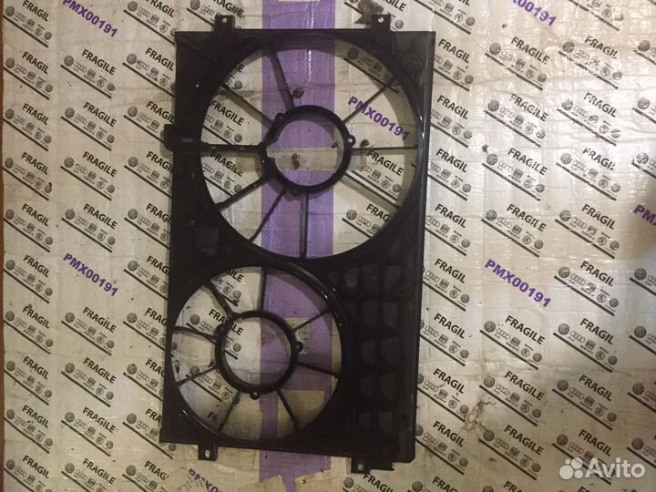 Диффузор радиатора VW Audi Skoda Ауди Шкода