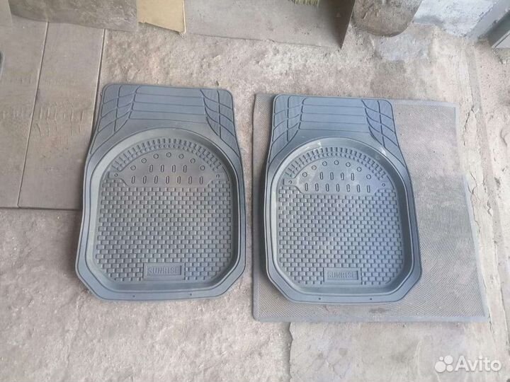 Коврики на prius