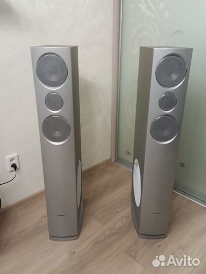 Напольная Hi-Fi акустика Cortland TS-302