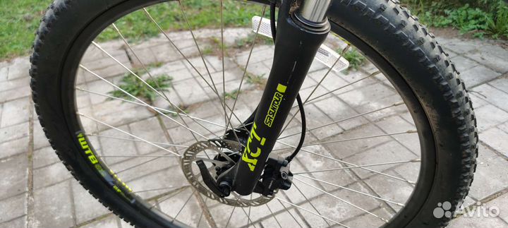 Велосипед GT avalanche sport 27.5 М