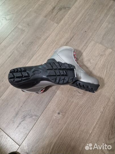 Лыжные ботинки Marax