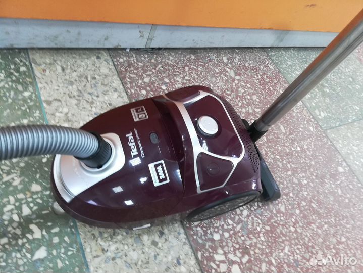 Пылесос с пылесборником Tefal TW3999EA