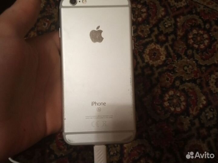 iPhone 6S, 64 ГБ