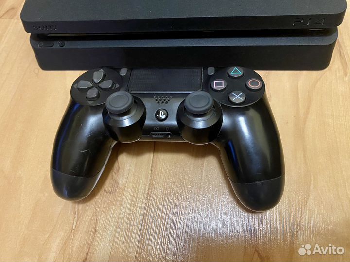 Sony PS4 slim 1tb + 400игр. Обмен/продажа