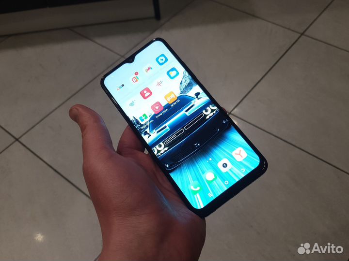 Itel A70, 4/256 ГБ