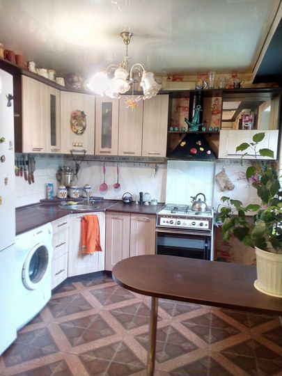 2-к. квартира, 50 м², 5/5 эт.