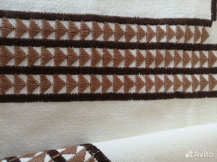 Скатерть 120 *140 см. Вышивка