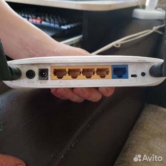 Роутер TP-link TL-WR841ND