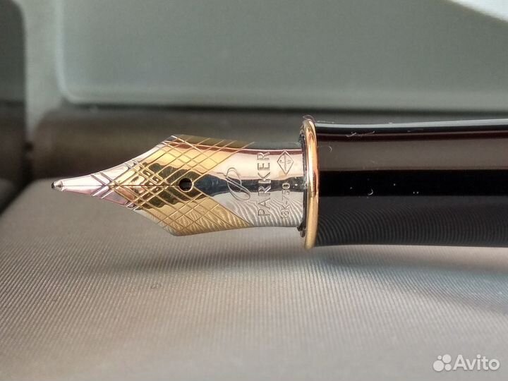 Ручка перьевая Parker (серебряная, новая)