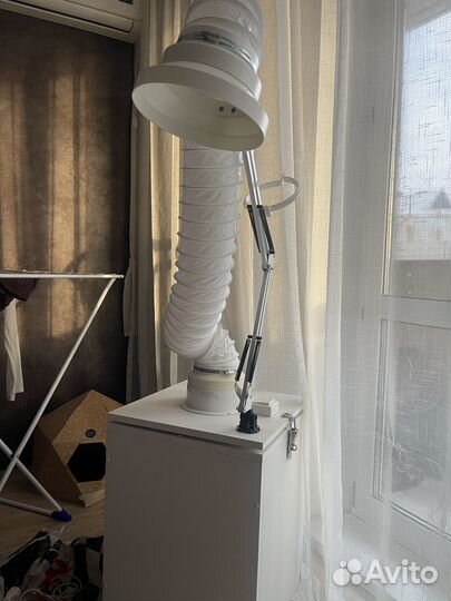 Вытяжка для маникюра и педикюра