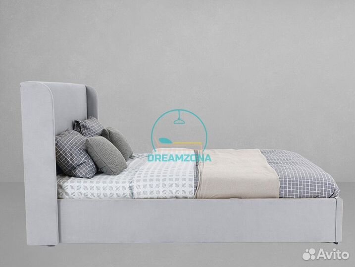 Кровать двуспальная Нэнси с мягким изголовьем